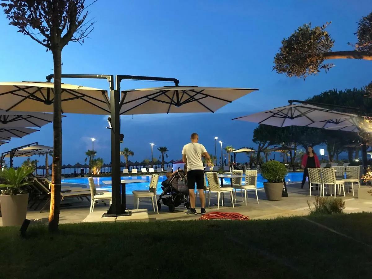 Bellavista Qerret Apartments غوليم